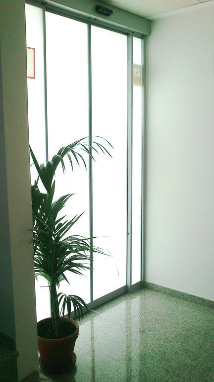 Hotel Albanta La Lantejuela Buitenkant foto