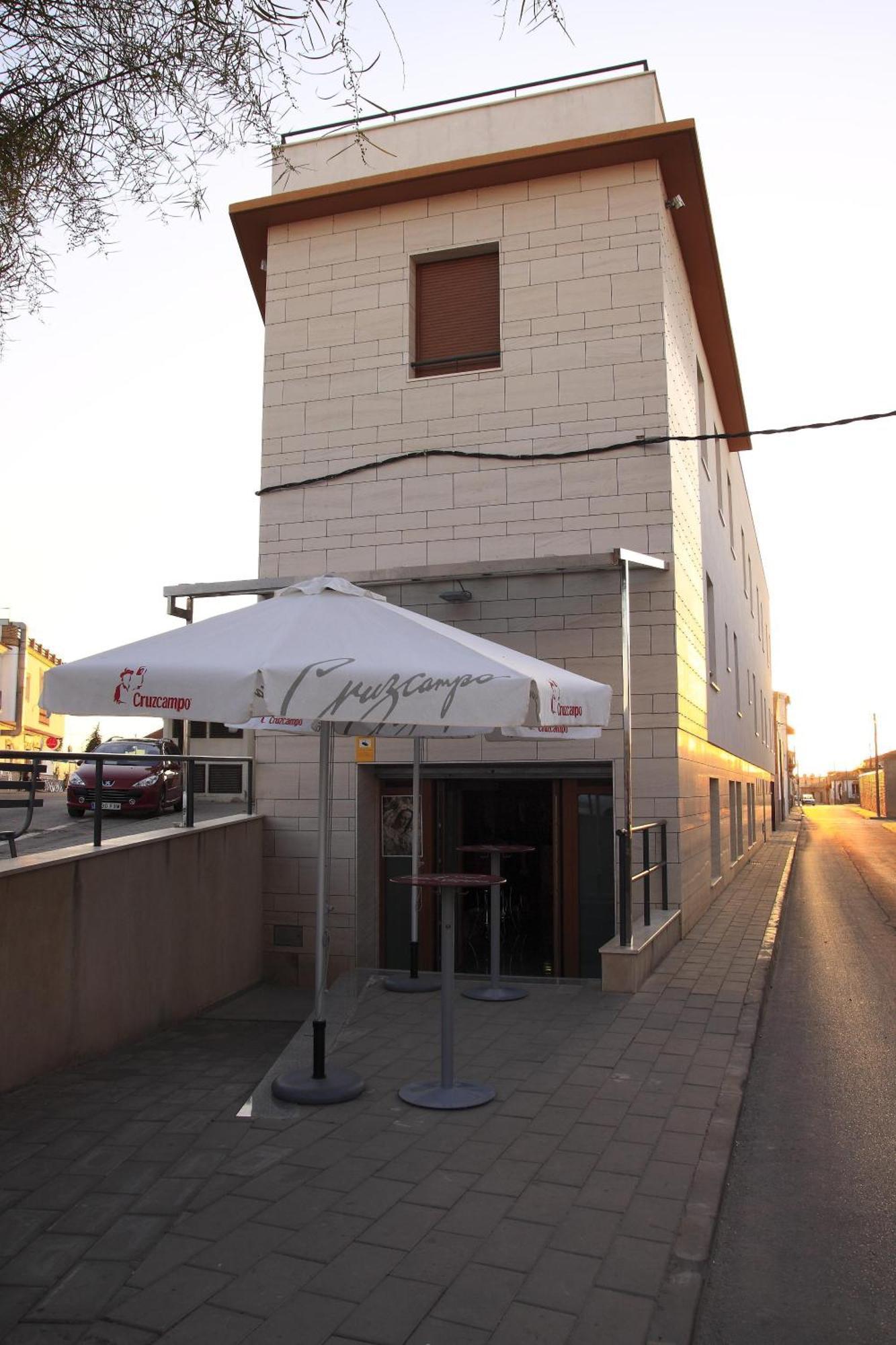 Hotel Albanta La Lantejuela Buitenkant foto