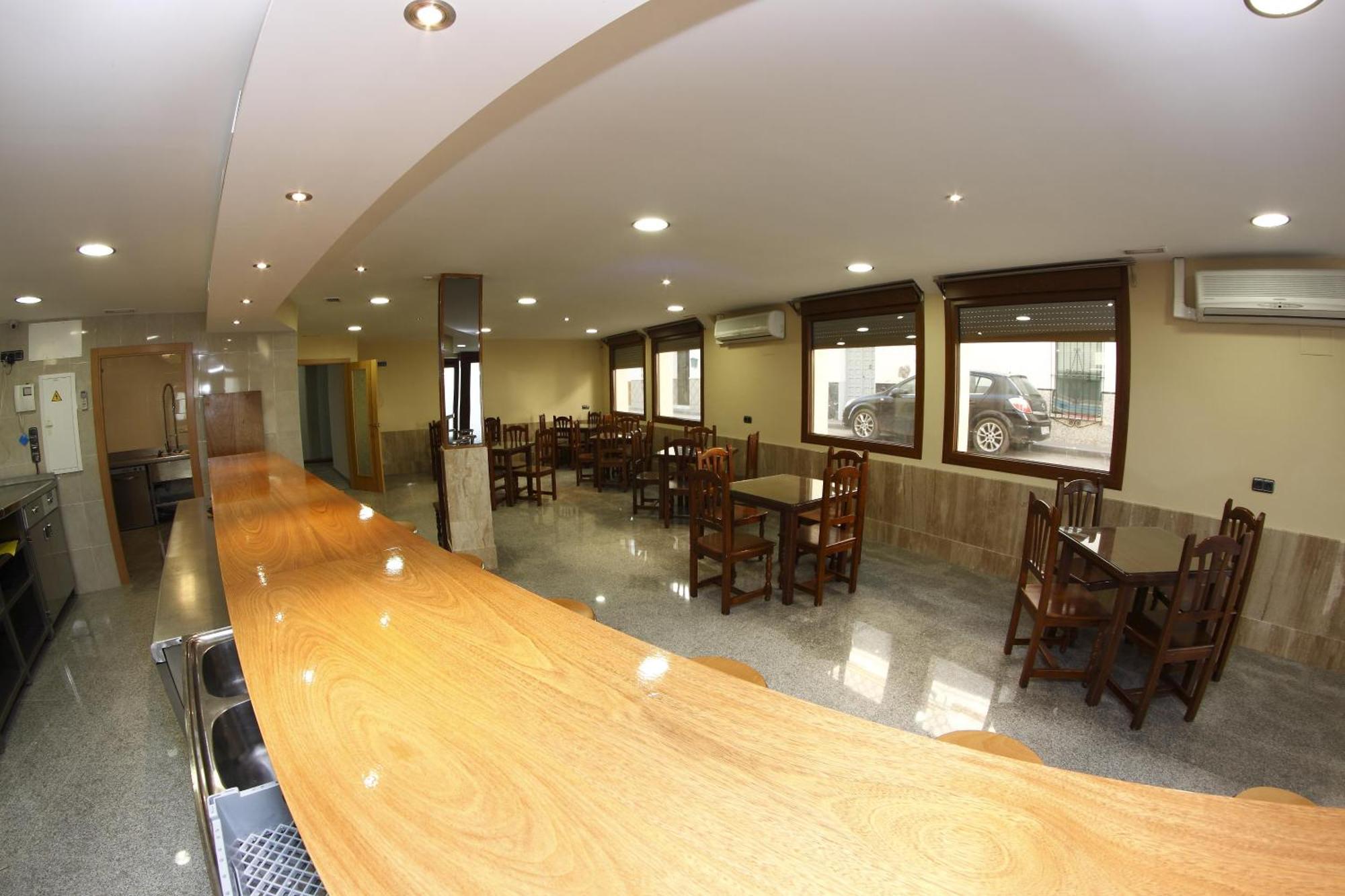 Hotel Albanta La Lantejuela Buitenkant foto