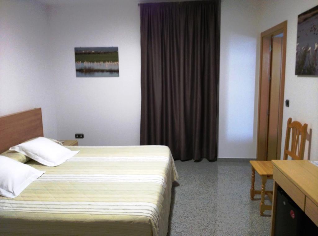 Hotel Albanta La Lantejuela Buitenkant foto