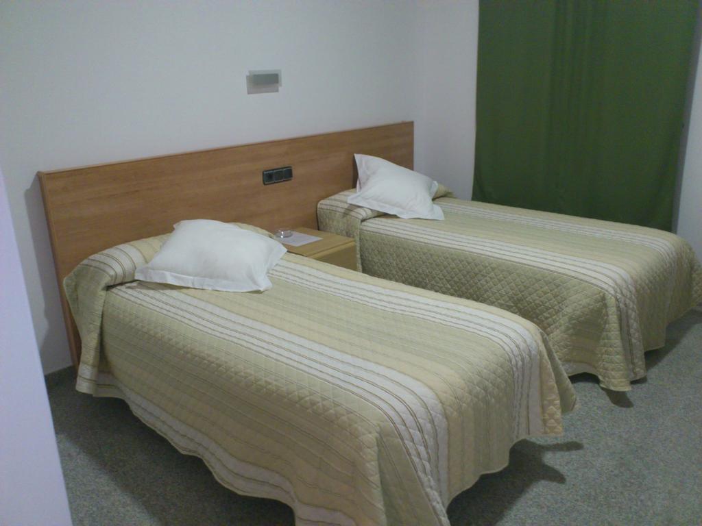 Hotel Albanta La Lantejuela Buitenkant foto