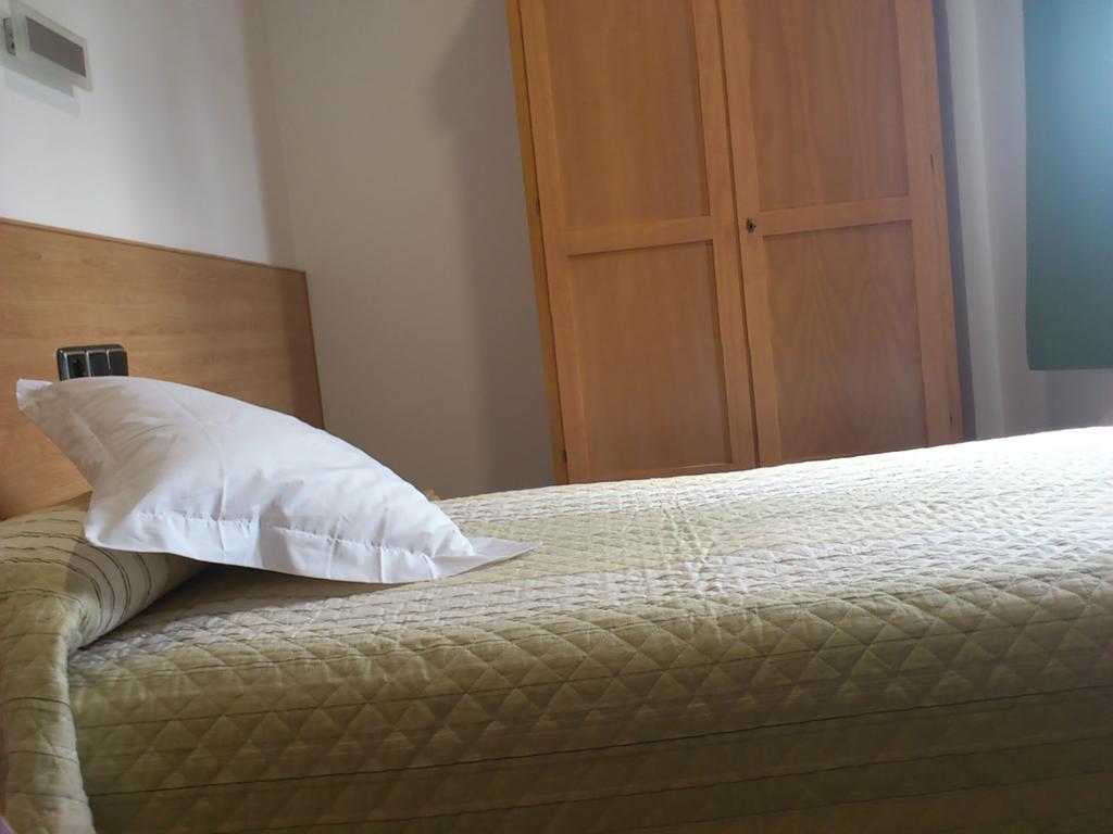 Hotel Albanta La Lantejuela Buitenkant foto